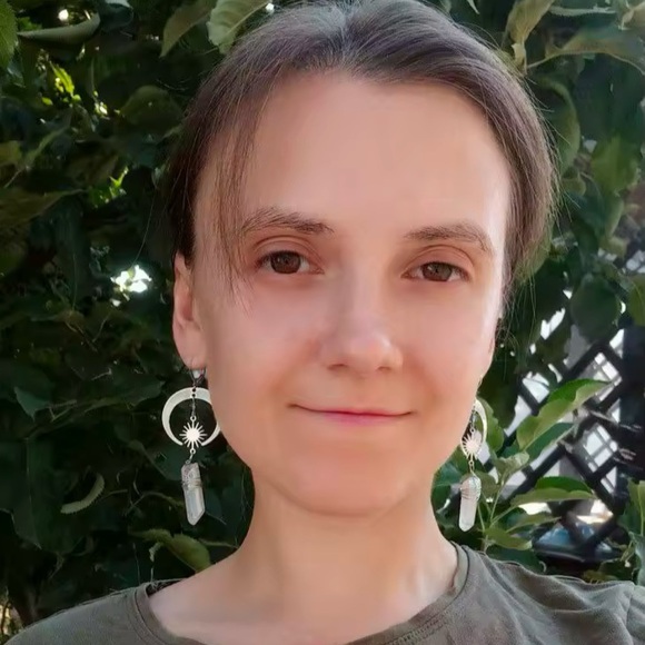 Celestial Gothic Moon And Star Quartz Crystal Earrings - Picture 7 of 9